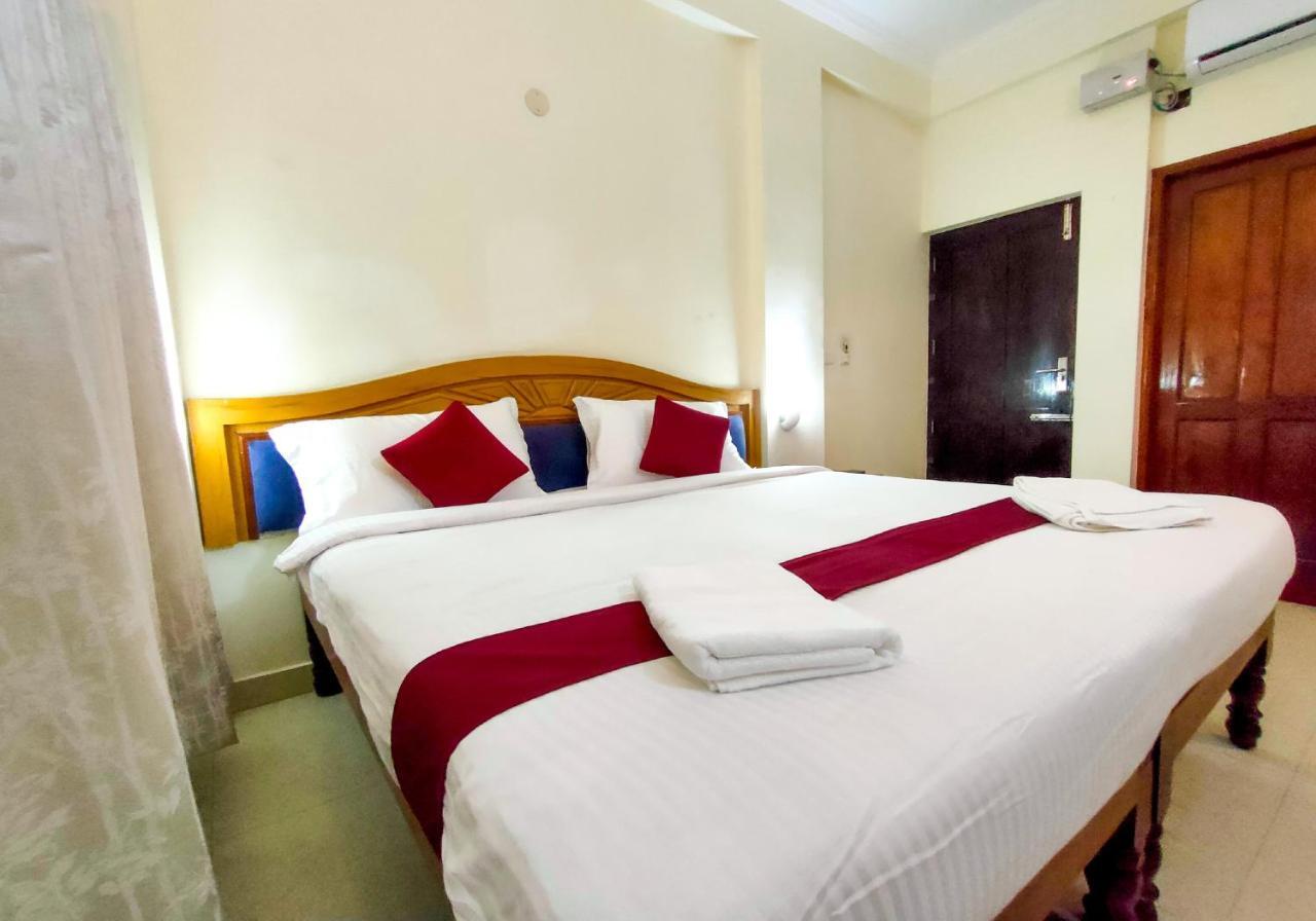 Ayurlaya Beach Retreat Kovalam Esterno foto